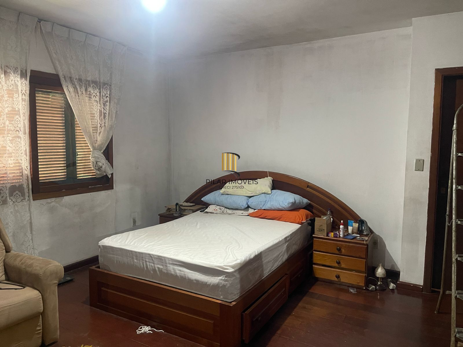**Casa Residencial à Venda em Porto Alegre, Rio Grande do Sul**