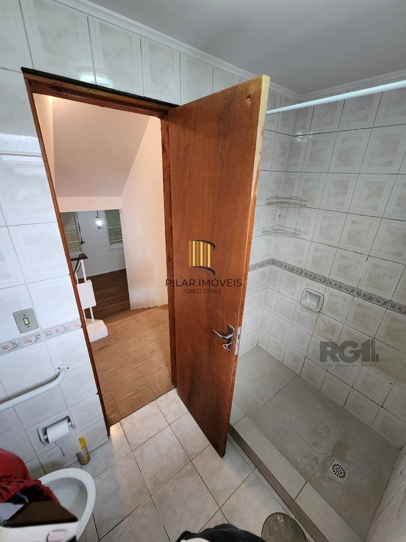Casa 4 dormitórios no bairro Santa Tereza