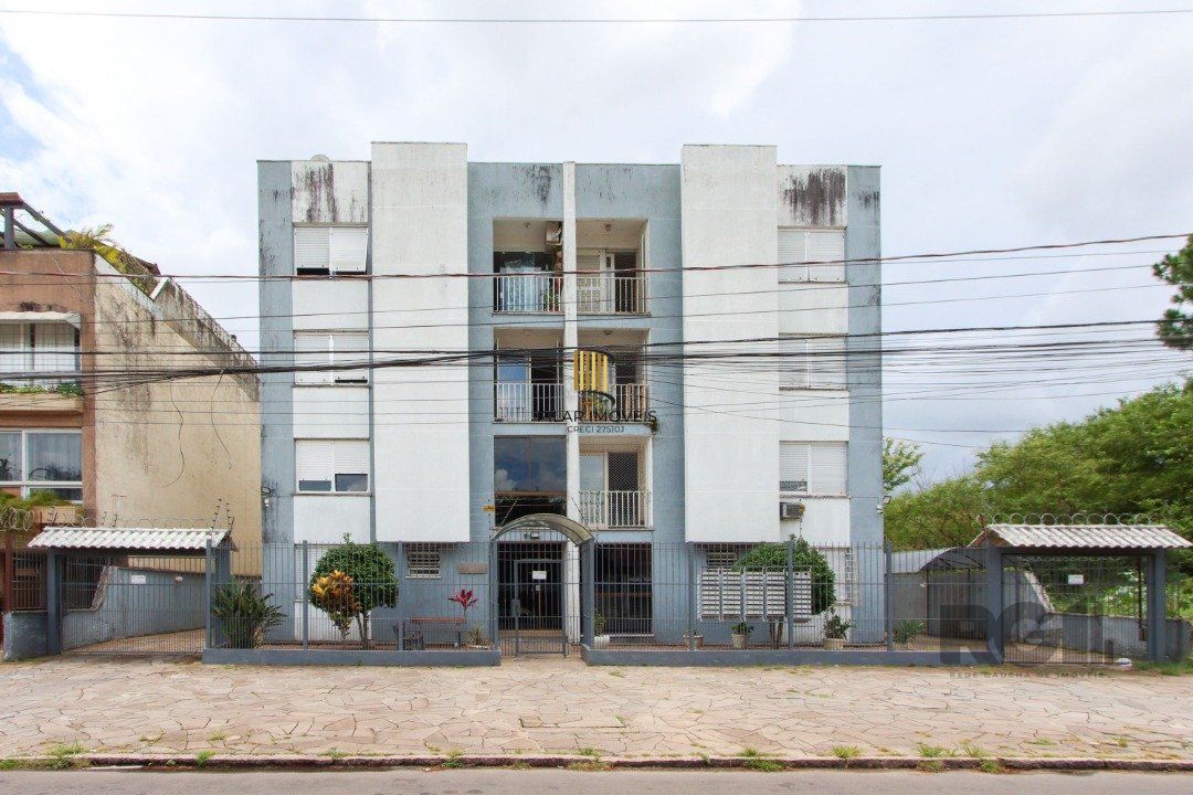 Apartamento com 1 dormitório no bairro Cristal.