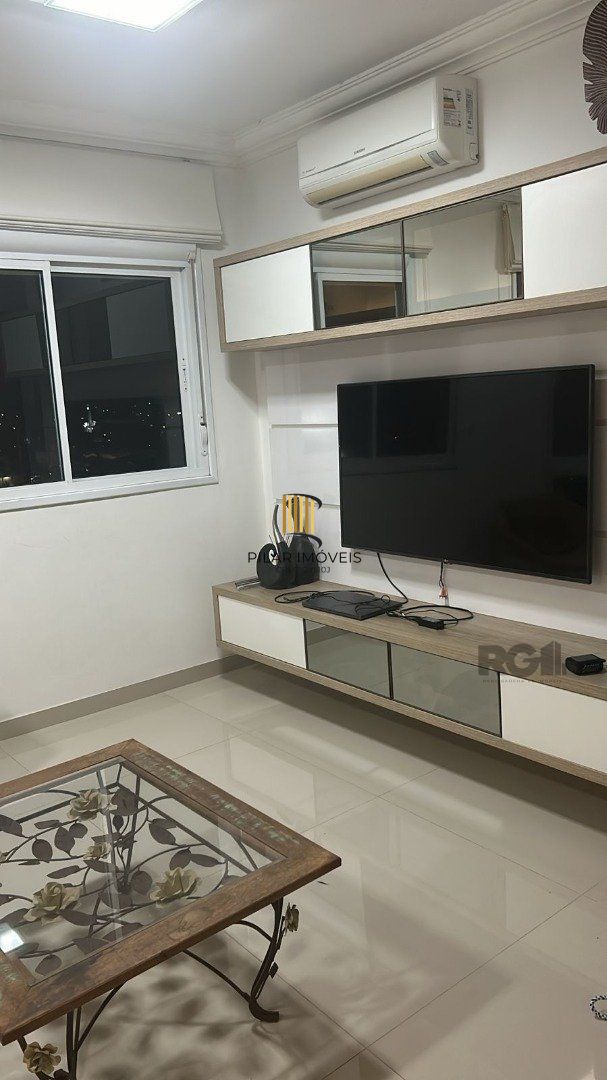 Apartamento 2 dormitórios no bairro Vila Monte Carlo