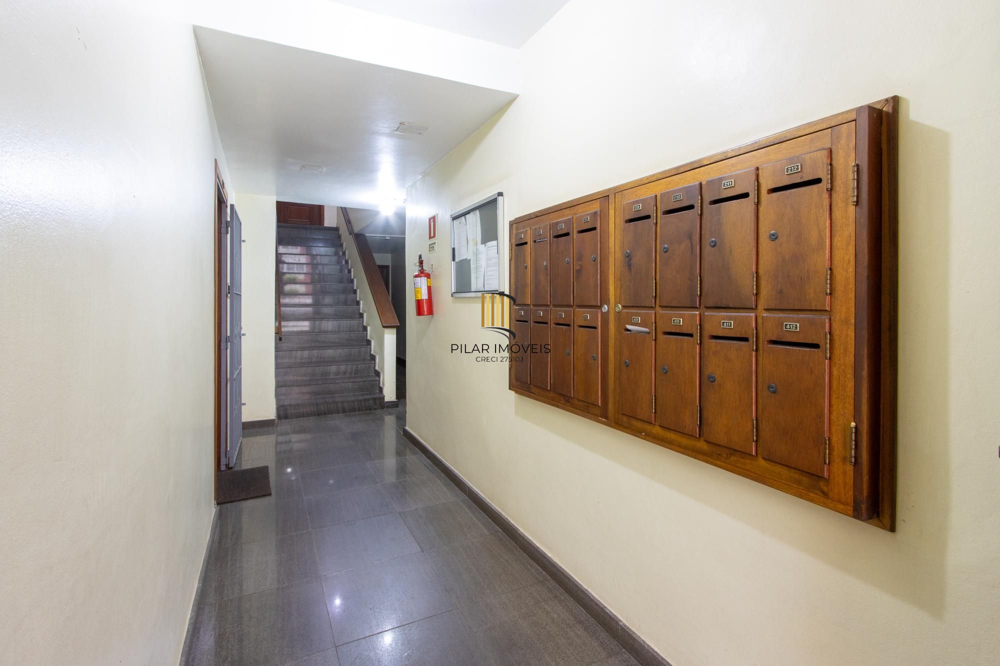 Apartamento com 2 dormitórios por 200.000,00