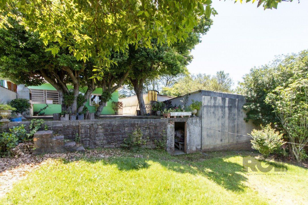 Casa 4 dormitórios no bairro Hípica