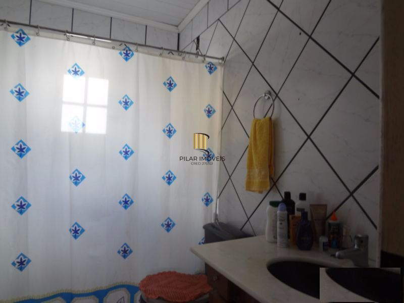 Casa para Venda - 170m², 3 dormitórios, sendo 1 suites, Camaquã
