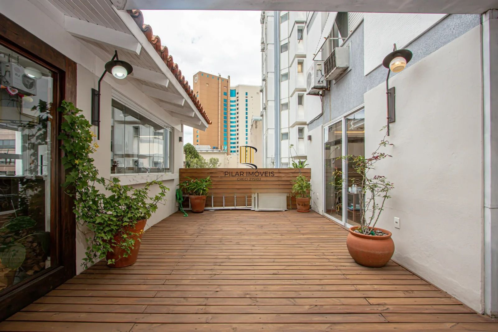 Apartamento garden 2 dormitórios 1 suíte no bairro Moinhos de Vento