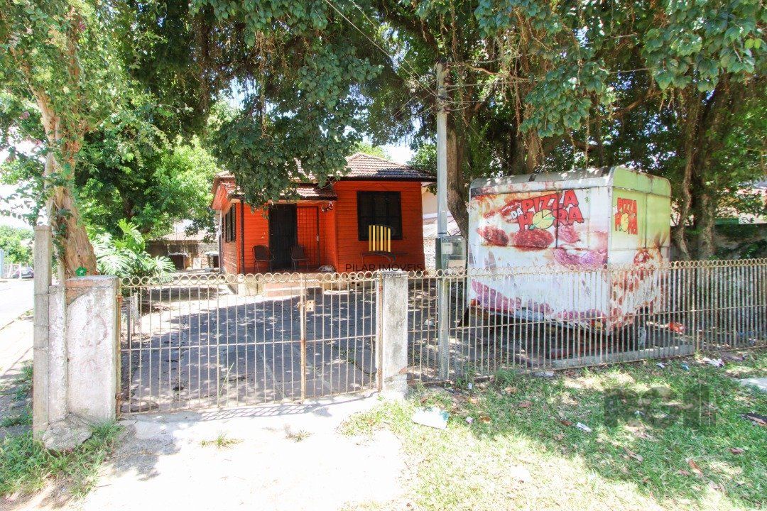 Terreno de esquina medindo 10x30 no bairro Ipanema - Pilar Imóveis