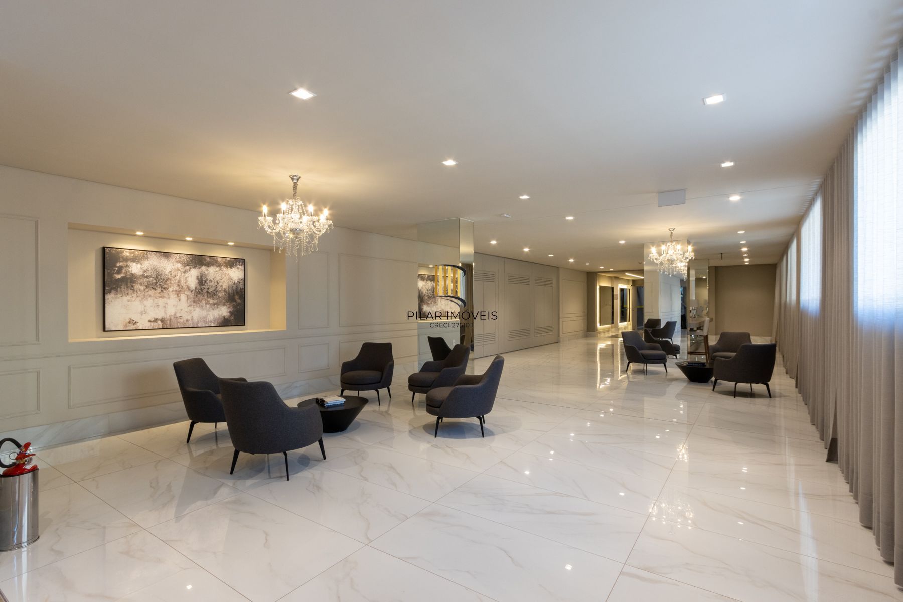 Apartamento 2 dormitórios no bairro Azenha