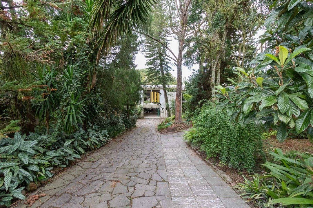 Casa para Venda - 600m², 3 dormitórios, sendo 1 suites, 8 vagas - Vila Assunção
