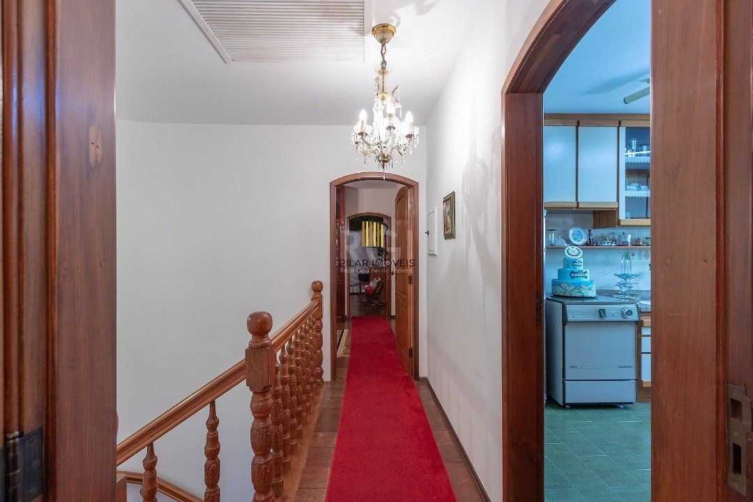 Casa para Venda - 725m², 4 dormitórios, sendo 1 suites, 4 vagas - Vila Assunção
