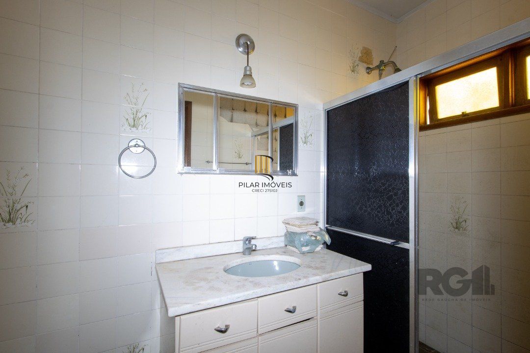 Casa para Venda - 361.95m², 4 dormitórios, sendo 2 suites, 3 vagas - Nonoai