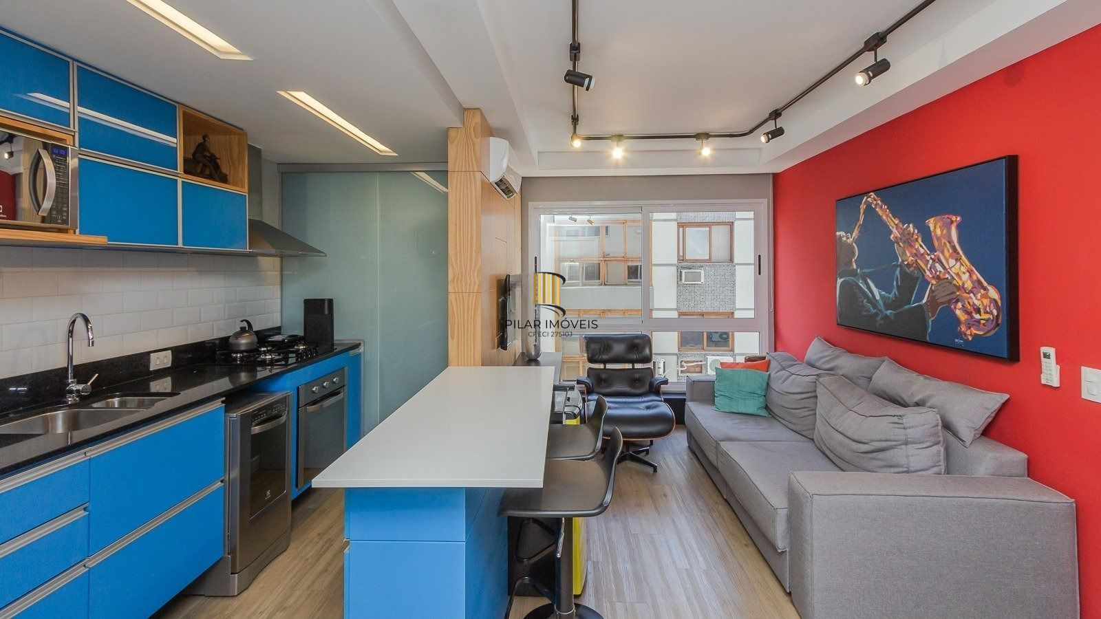 Apartamento 2 dormitórios, 1 suíte, 2 vagas, Petrópolis, Porto Alegre. - Pilar Imóveis