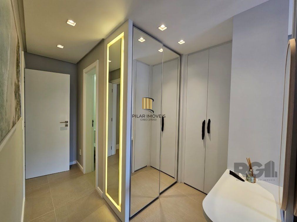 Apartamento 2 dormitórios no bairro Zona Nova