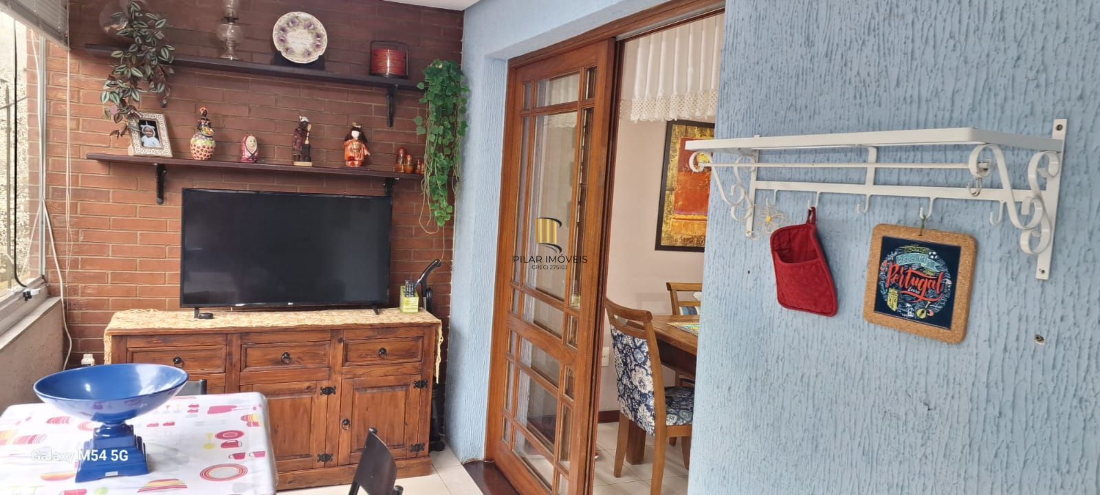 Casa com 3 dormitórios, no bairro Ipanema, zona sul de Porto Alegre, RS.