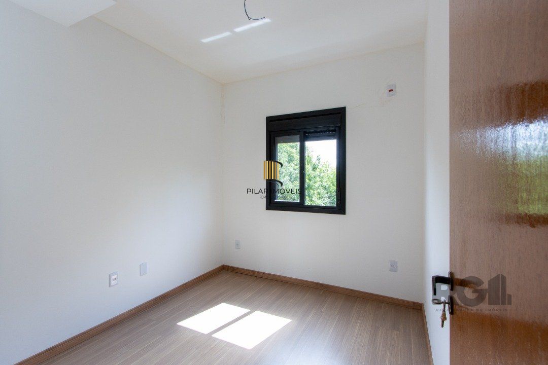Sobrado novo  no Bairro Tristeza,