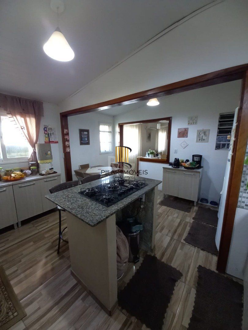 Casa 4 dormitórios no bairro Hípica