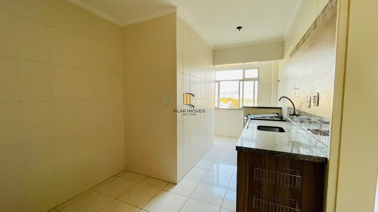 Apartamento de 2 dormitórios no Cristal