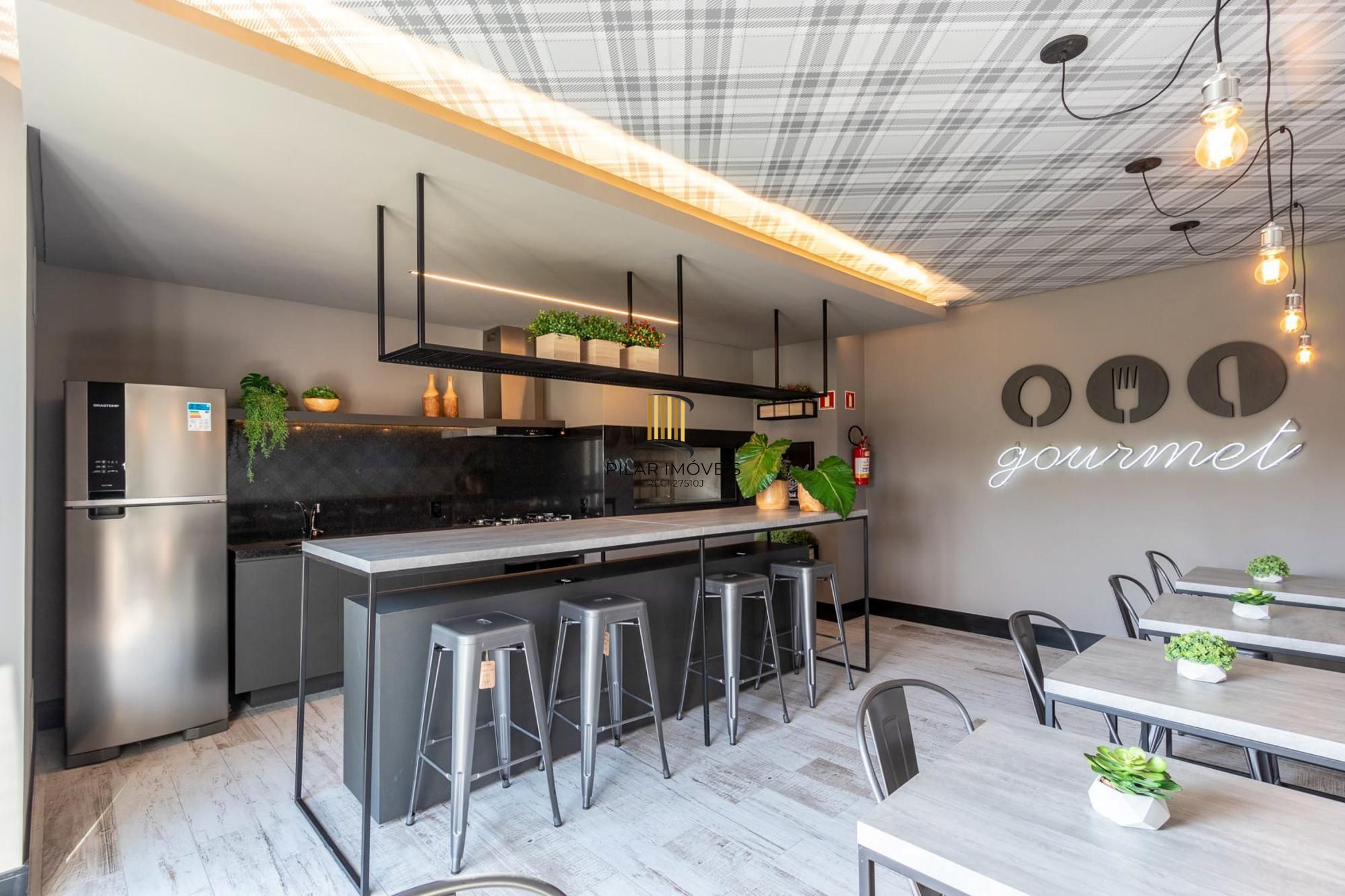 Apartamento à venda no bairro Teresópolis em Porto Alegre.