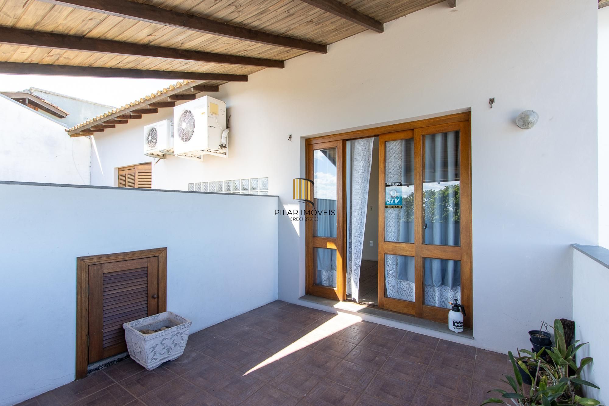 Casa 3 dormitórios no bairro Tristeza