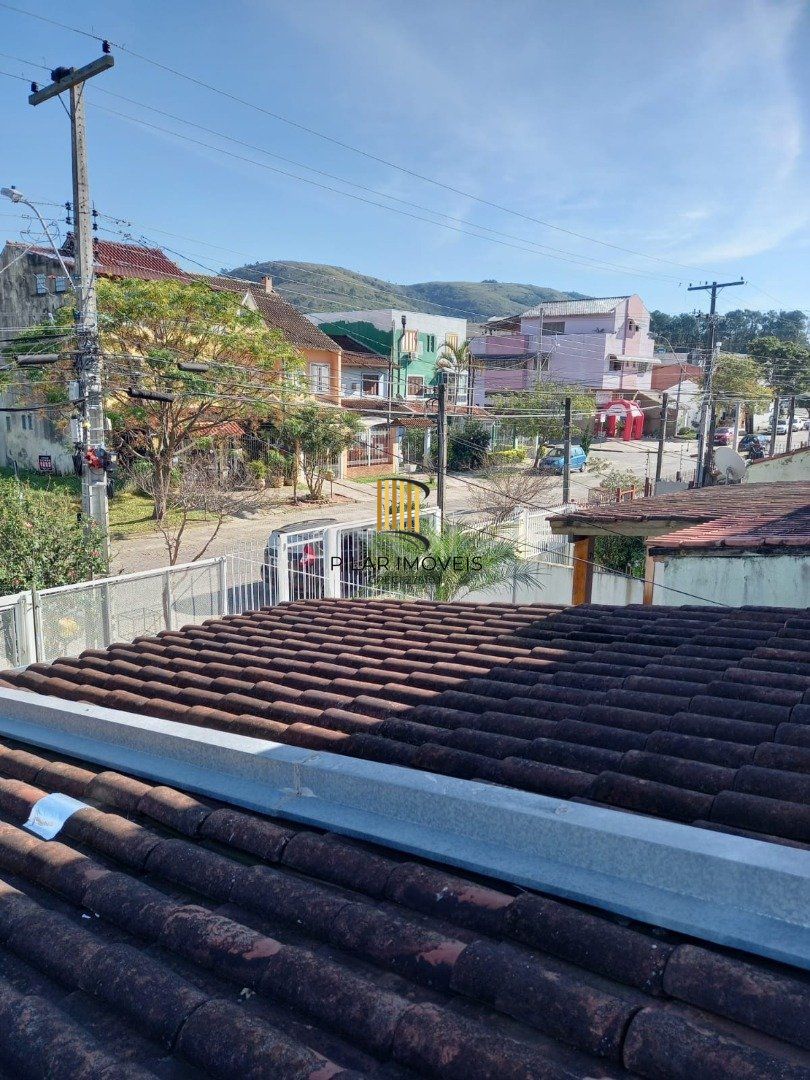 Casa 4 dormitórios no bairro Hípica