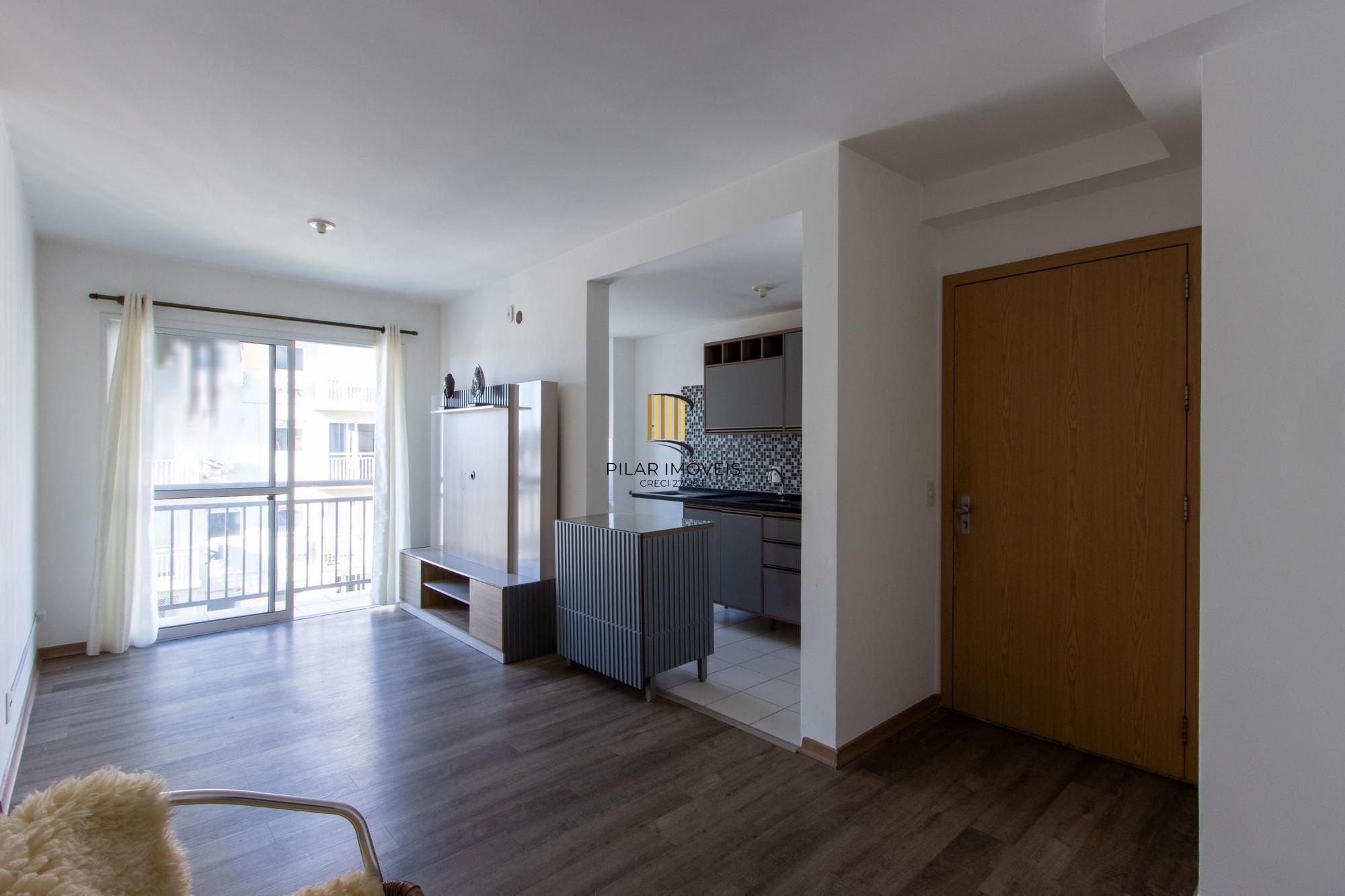 Apartamento de 3 dormitórios, 1 suíte e 1 vaga coberta.