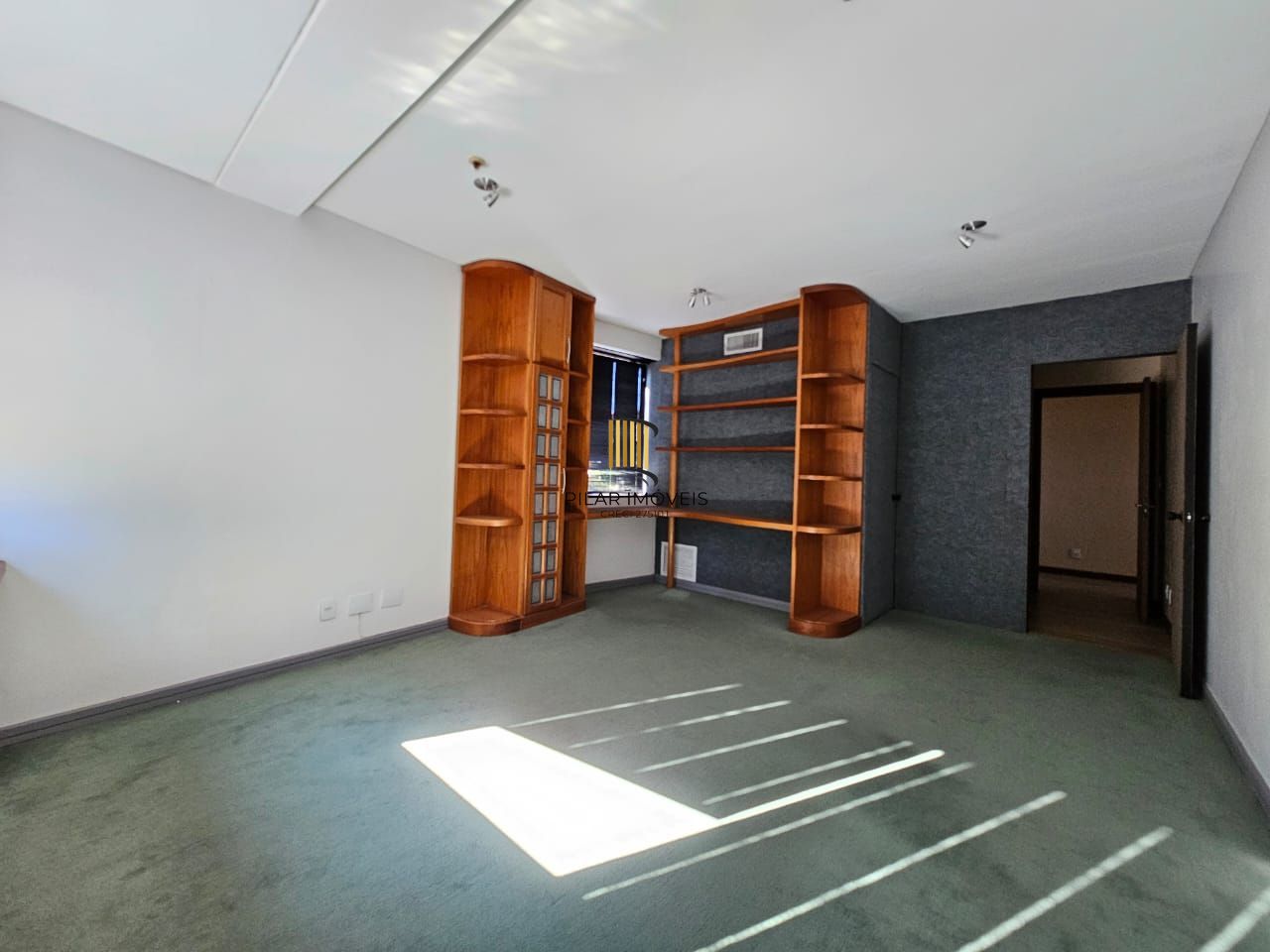 Sala comercial para locação no bairro Moinhos de vento