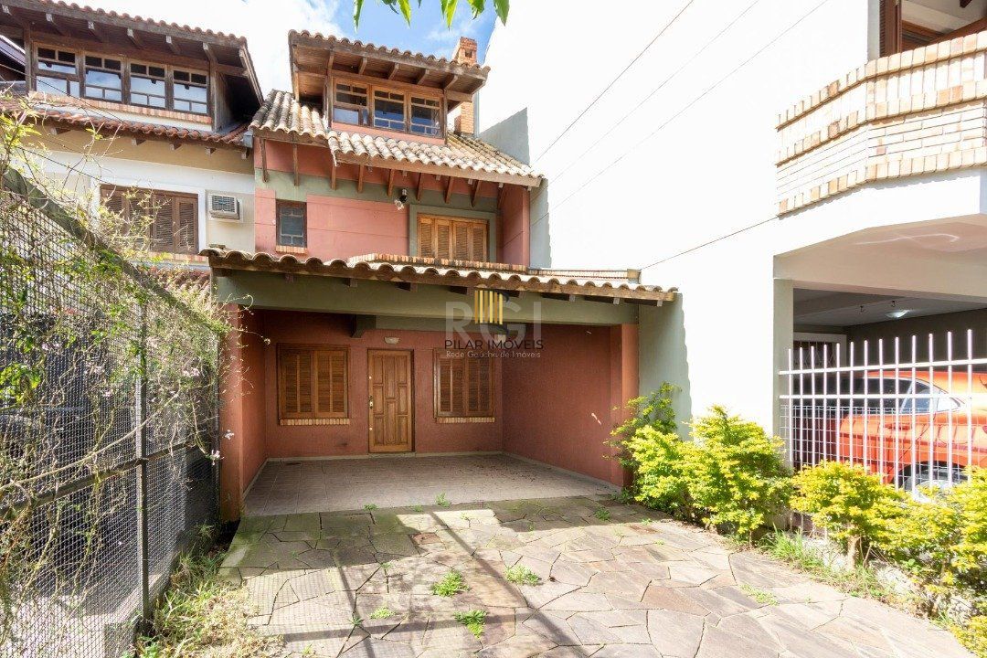 Casa para Venda - 178m², 3 quartos, 1 suite, 2 vagas - Jardim Isabel