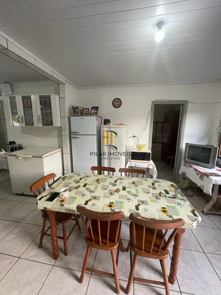 Casa 3 dormitórios no bairro Arco Íris