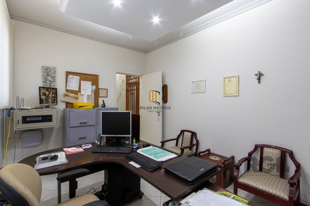 Casa 3 dormitórios no bairro Três Figueiras