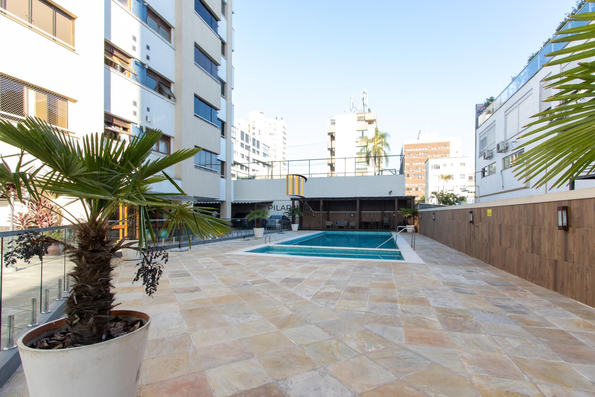 Apartamento 3 dormitórios no bairro Menino Deus