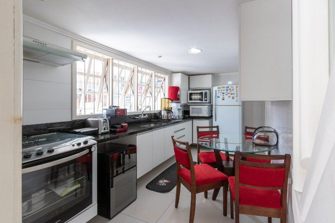Casa para Venda - 256.5m², 3 dormitórios, sendo 1 suites, 2 vagas - Espirito Santo