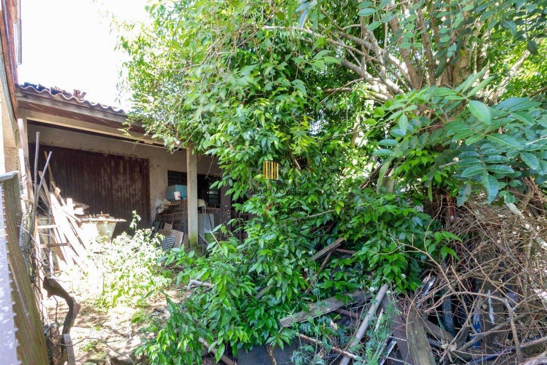 Casa para Venda - 2200m², 3 dormitórios, Lomba do Pinheiro