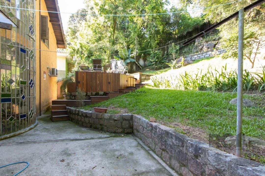 Casa para Venda - 323.49m², 4 dormitórios, sendo 1 suites, 5 vagas - Ipanema