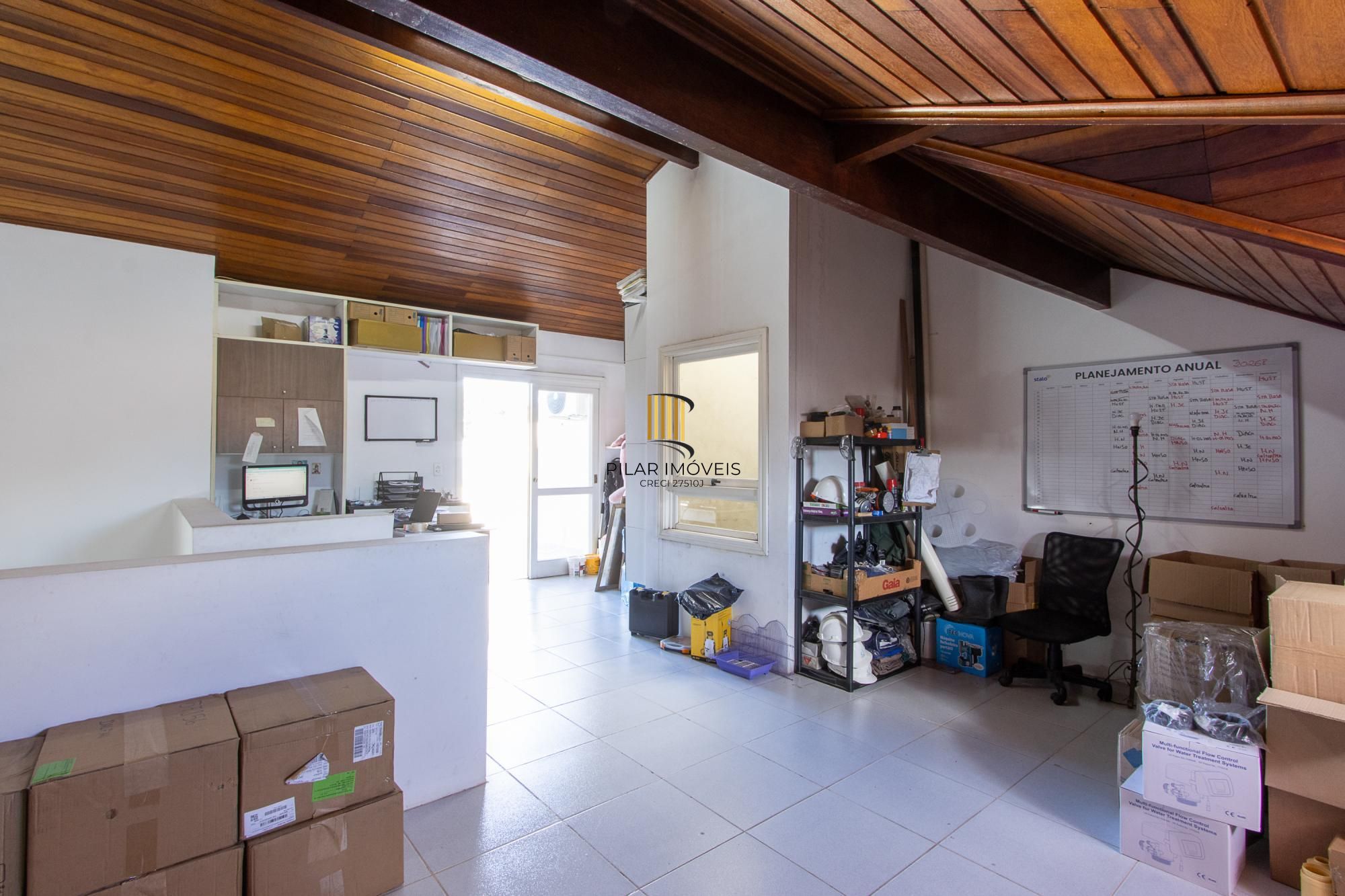 Casa de Condomínio 3 dormitórios no bairro Hípica