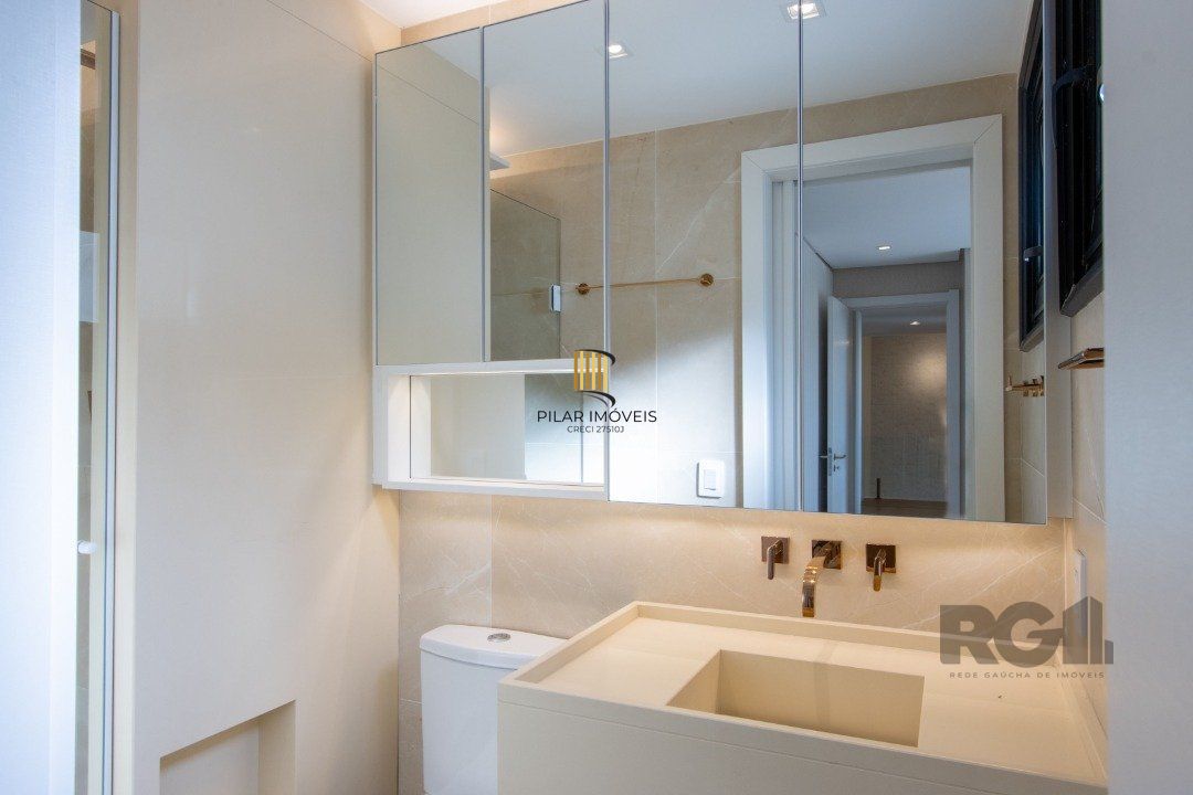 Duplex para Venda - 128.73m², 3 dormitórios, sendo 1 suites, 3 vagas - Cristal