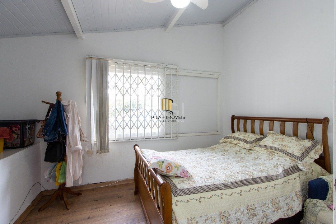 Casa para Venda - 180m², 3 dormitórios, sendo 1 suites, 2 vagas - Ipanema