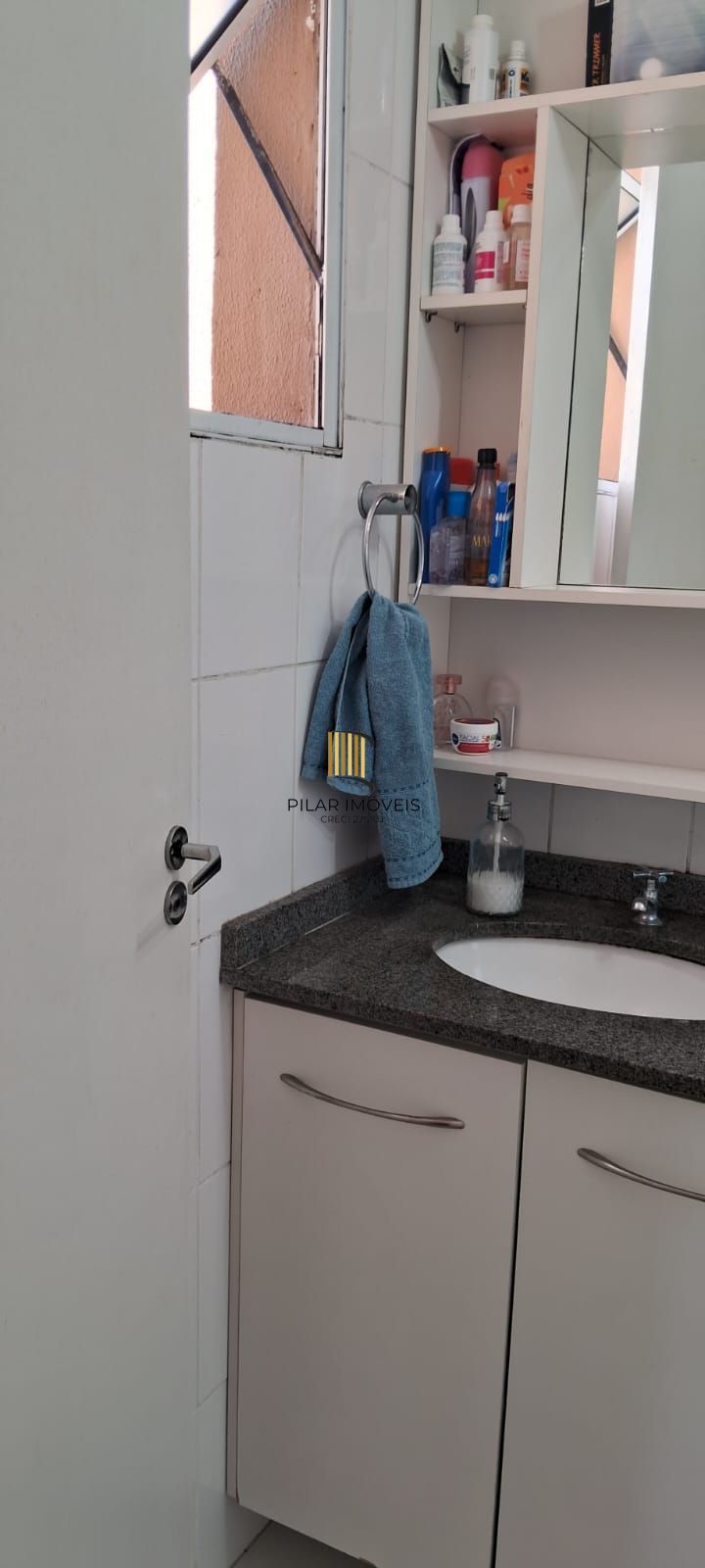 Excelente Apartamento 3 Dormitórios com Suíte em Condomínio com Infra Completa