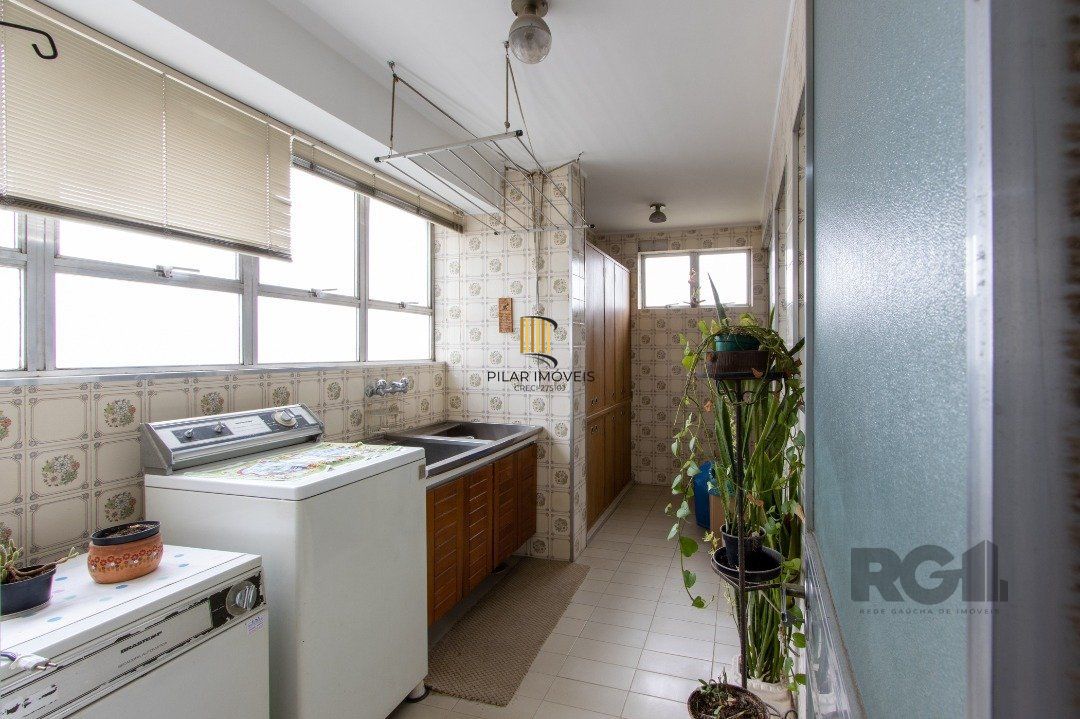Apartamento grande em Petrópolis. com 257,90m2