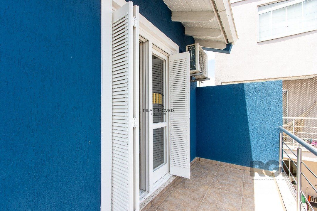 Casa de Condomínio 3 dormitórios no bairro Hípica