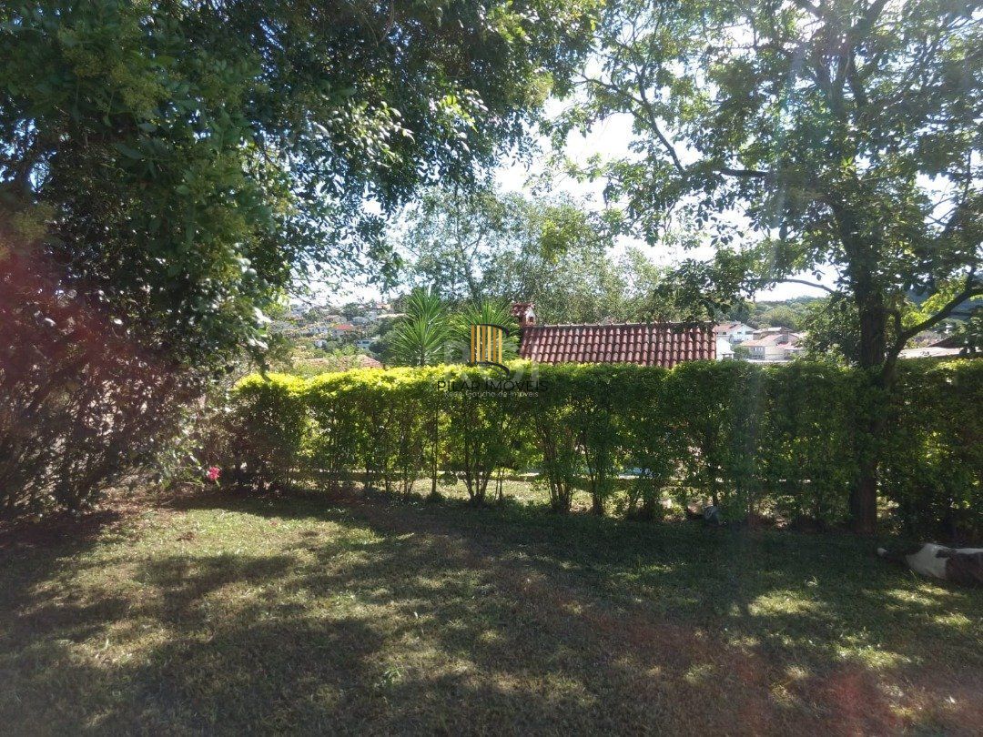 Casa para Venda - 250m², 3 dormitórios, sendo 1 suites, 4 vagas - Taruma