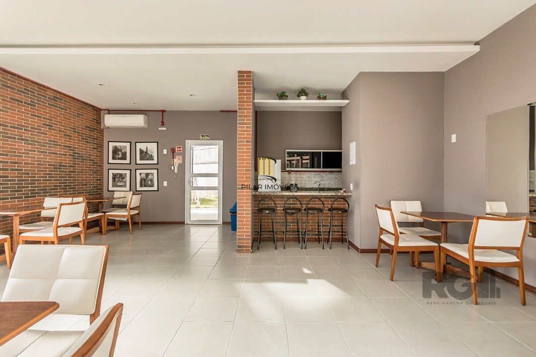 Apartamento  com 2 quartos e 1 banheiro no total