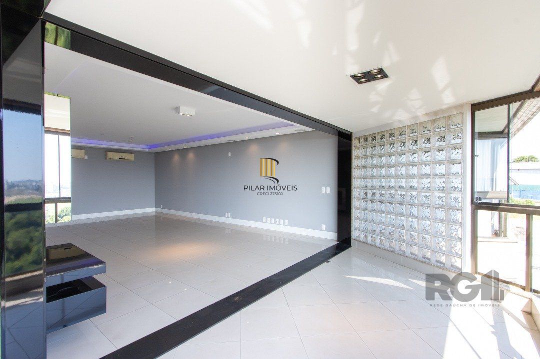 Apartamento para Venda - 200.1m², 3 dormitórios, sendo 3 suites, 5 vagas - Cristal