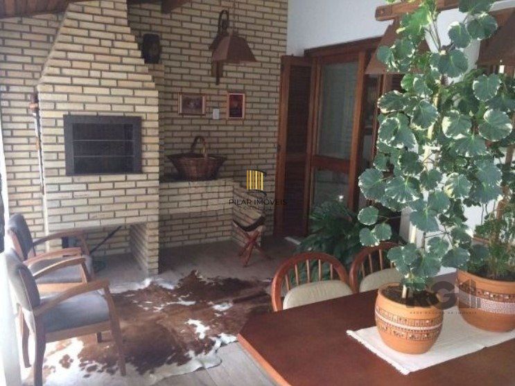 Casa de Condomínio 3 dormitórios no bairro Cavalhada