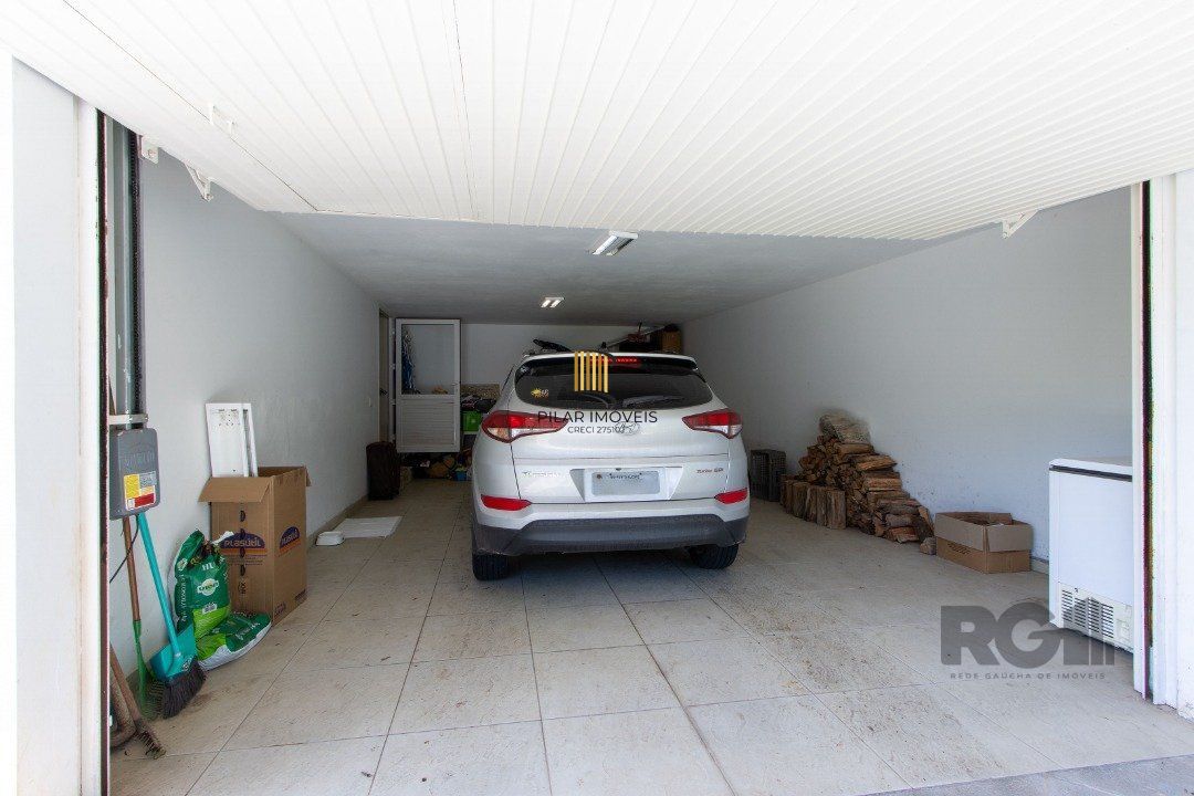 Casa 3 dormitórios no bairro Nonoai