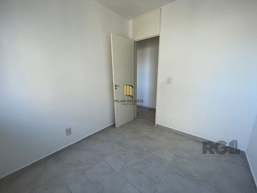 Apartamento 3 dormitórios no bairro Camaquã