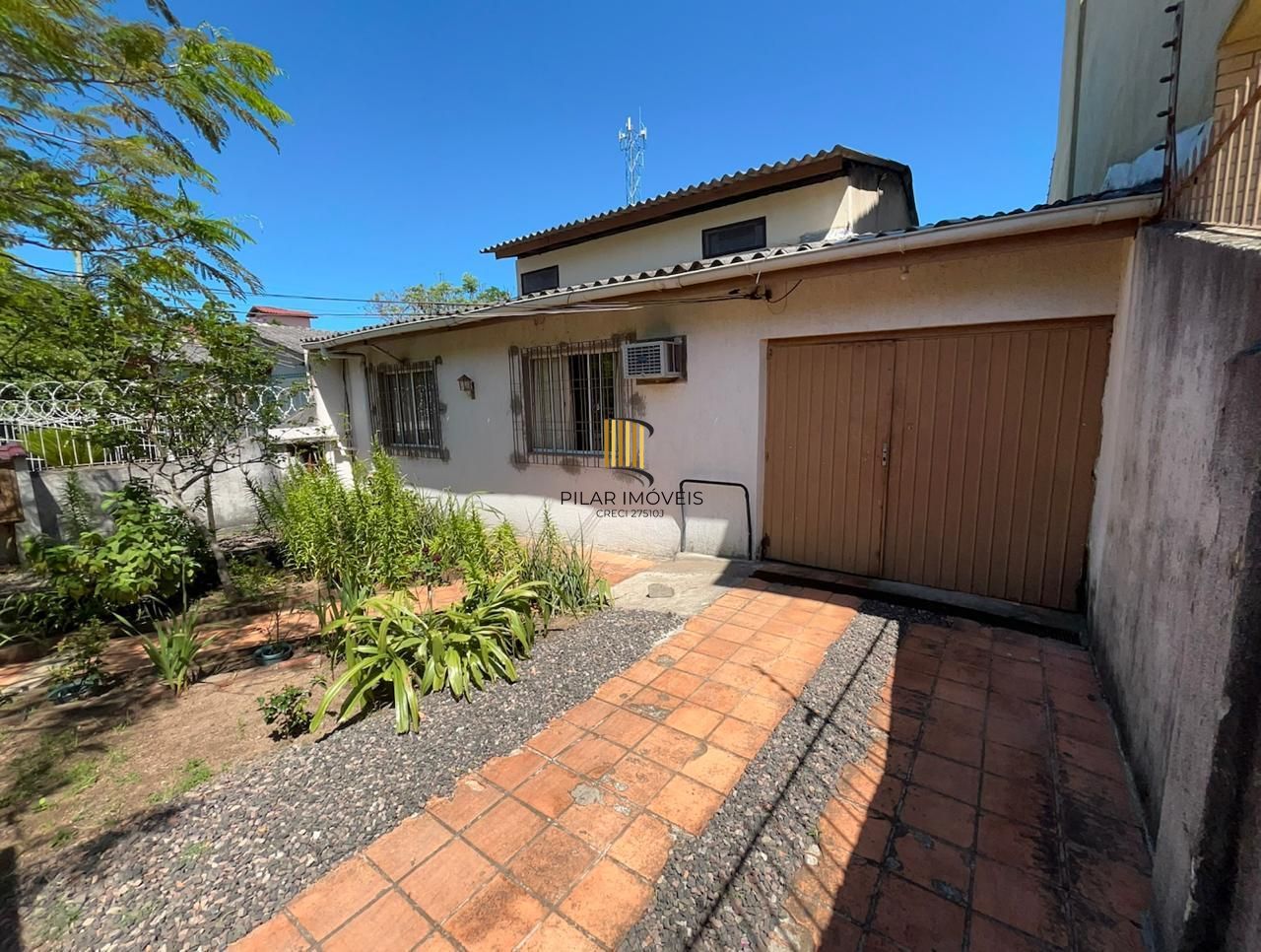 Casa 2 dormitórios no bairro Nonoai