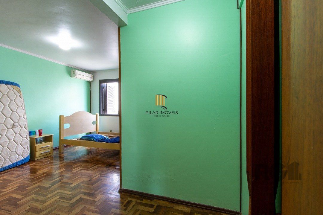 Casa 3 dormitórios no bairro Nonoai