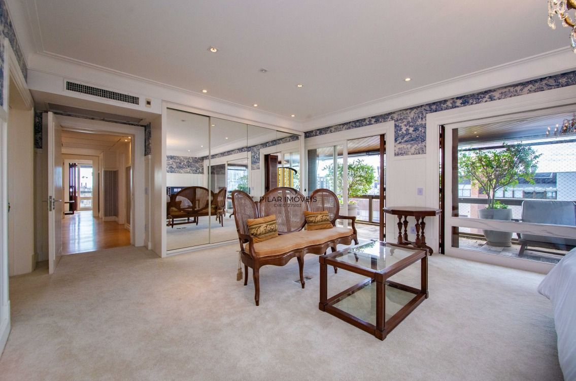 VISTA PERENE COM UM BELISSIMO POR DO SOL, 510M² NO BAIRRO MAIS ELEGANTE DE PORTO ALEGRE, MOINHOS DE VENTO