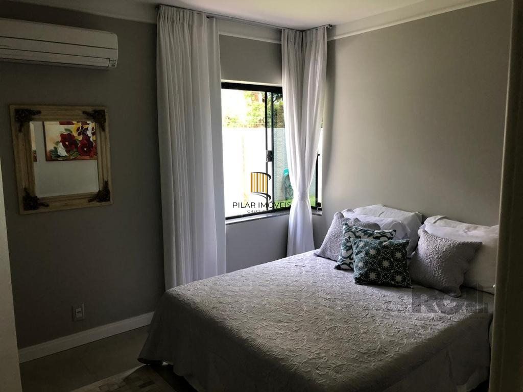 Casa 4 dormitórios no bairro Centro