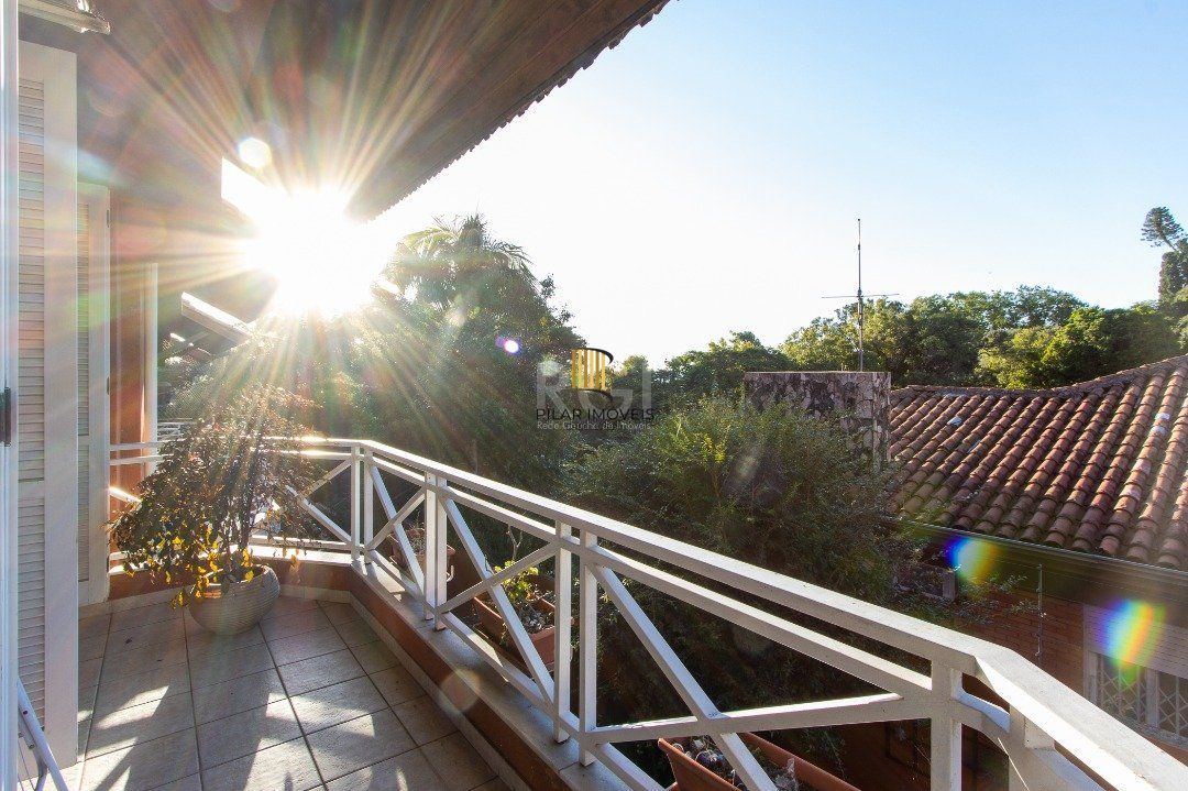 Casa de Condomínio 4 dormitórios no bairro Vila Assunção