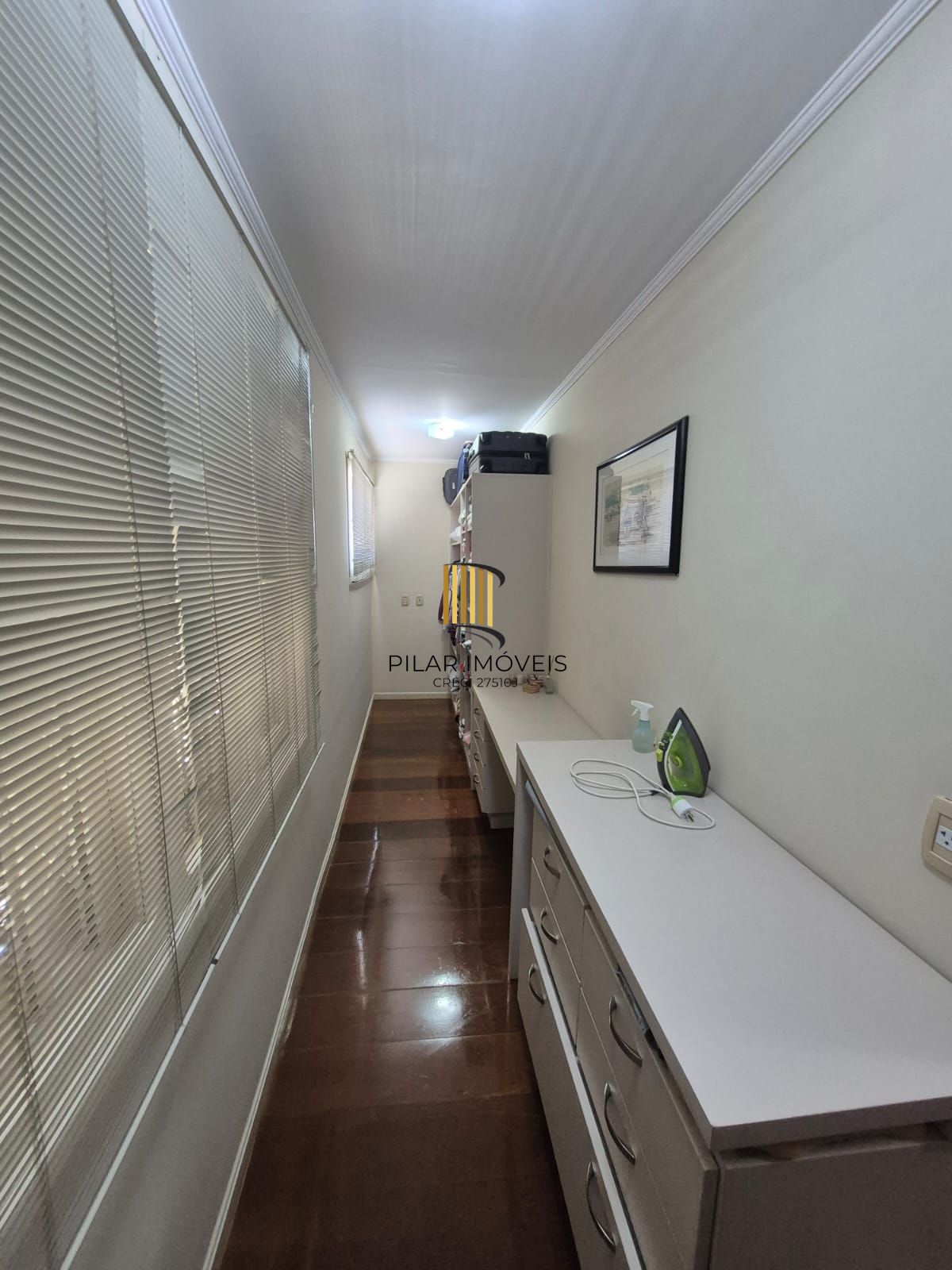 Casa 4 Dormitórios 1 suite 3 banheiros piscina e churasqueira