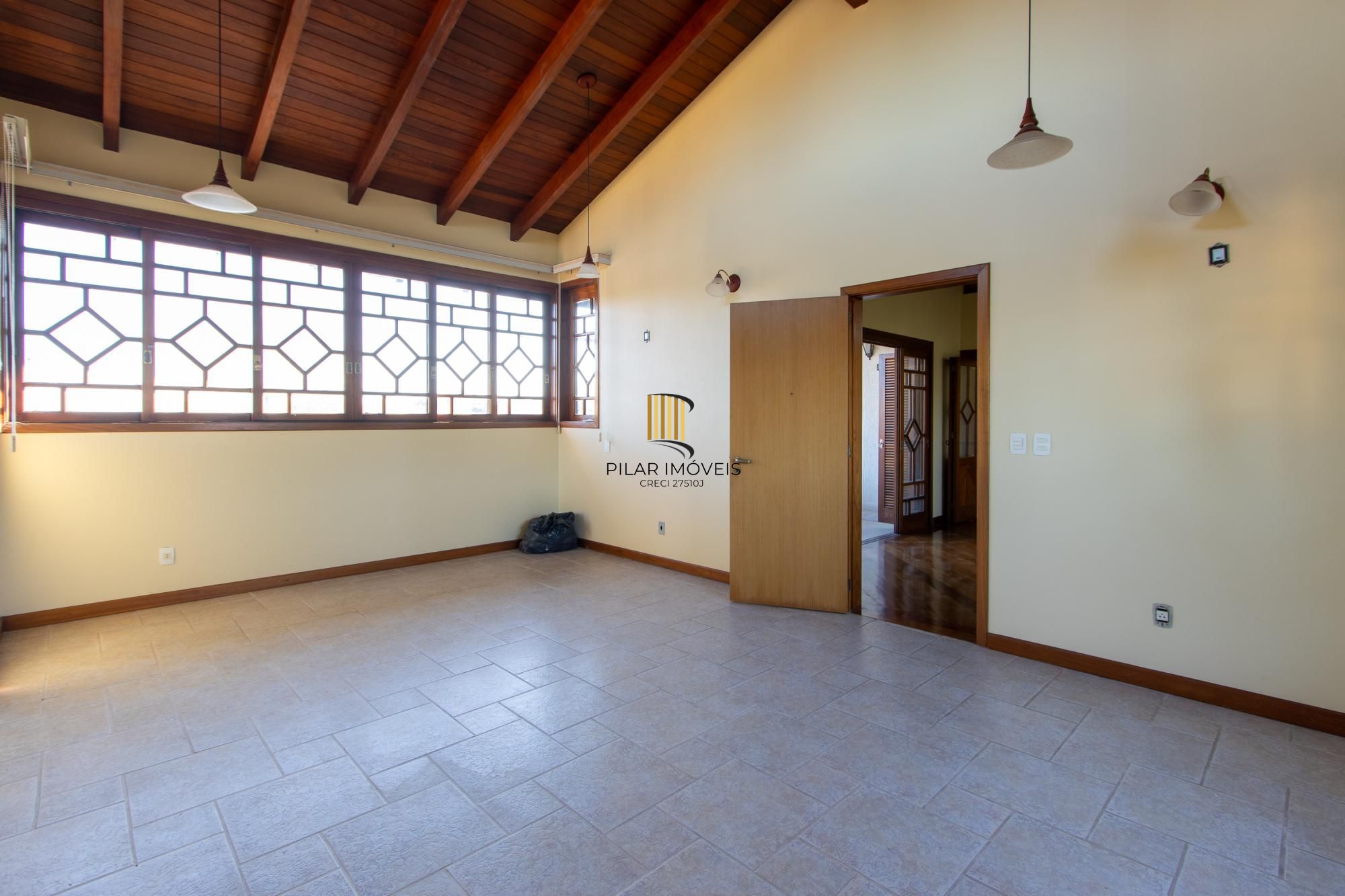 Casa Espetacular na Vila Nova – Viva como no campo, com o conforto da cidade!